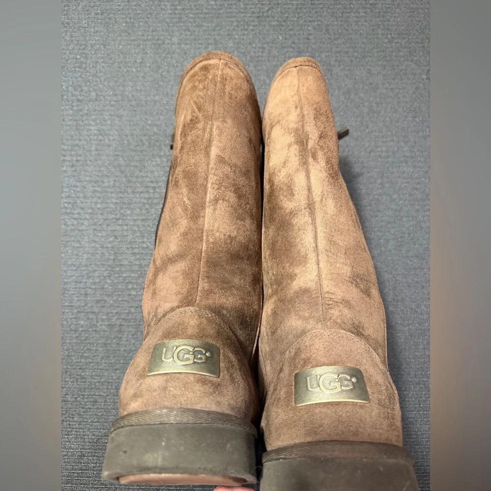 UGG Kenly 1890 Tall Zip Brown Boots‎ Size 7